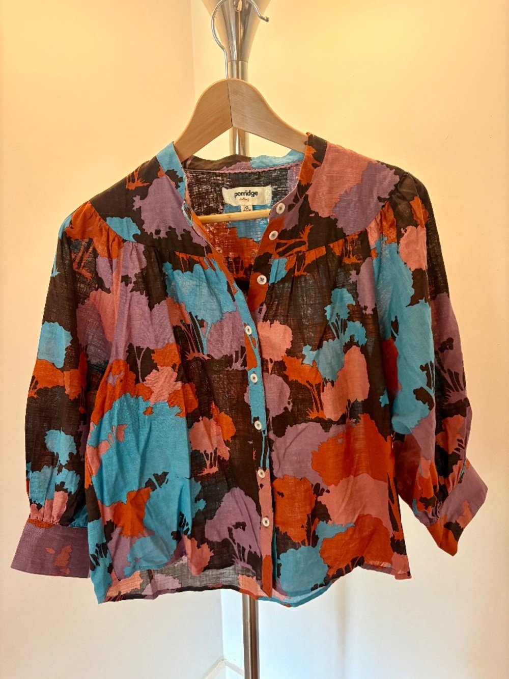 Porridge Anthropologie abstract print button blouse